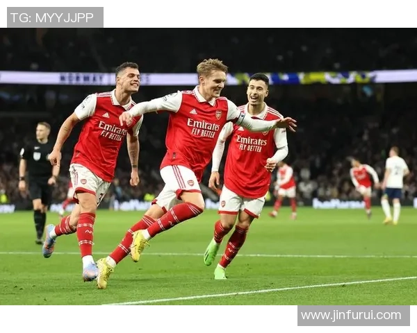 西甲激战阿森纳与那不勒斯战成平局补时进球点燃全场激情