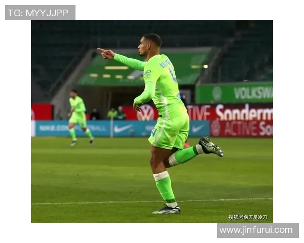 英超精彩对决尤文图斯逆转莱比锡帽子戏法引发全场狂欢