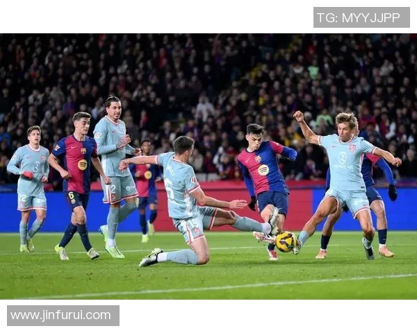 西甲经典对决巴萨逆转阿森纳红牌事件引发全场热议